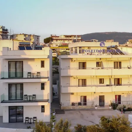Poseidon Hotel *